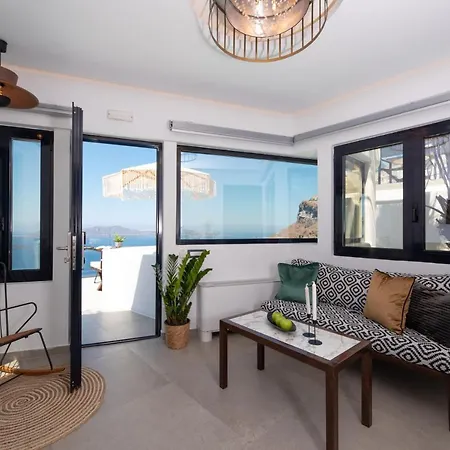 Daydream Luxury 3* Fira (Santorini)