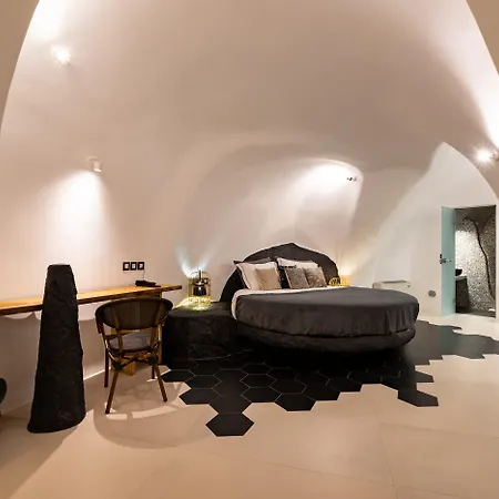 Daydream Luxury Hotel Fira (Santorini)