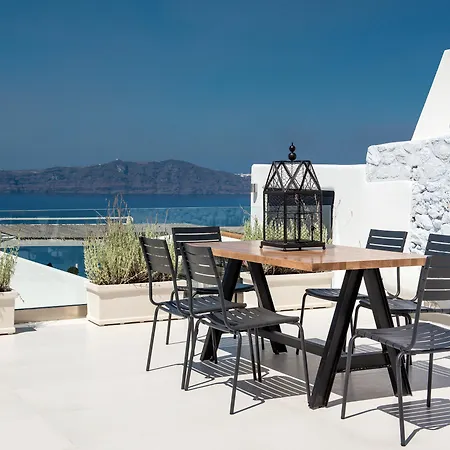 Daydream Luxury Fira (Santorini)